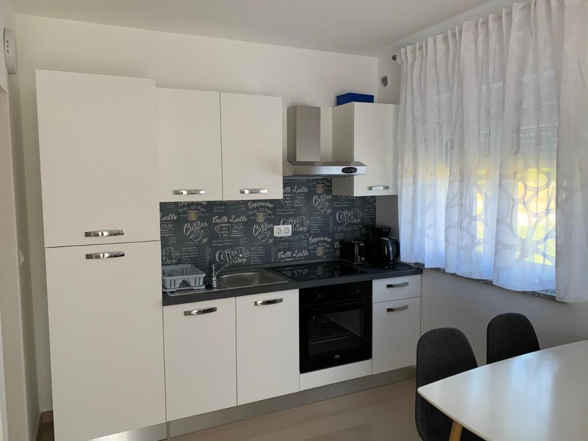 Apartman Ki Apartment Pula Ngoại thất bức ảnh