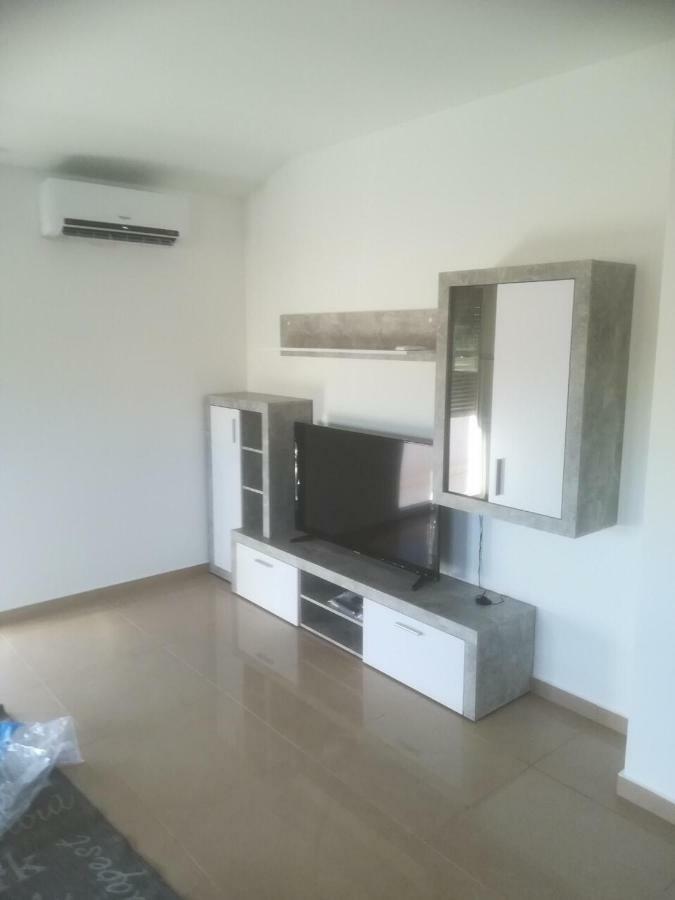 Apartman Ki Apartment Pula Ngoại thất bức ảnh