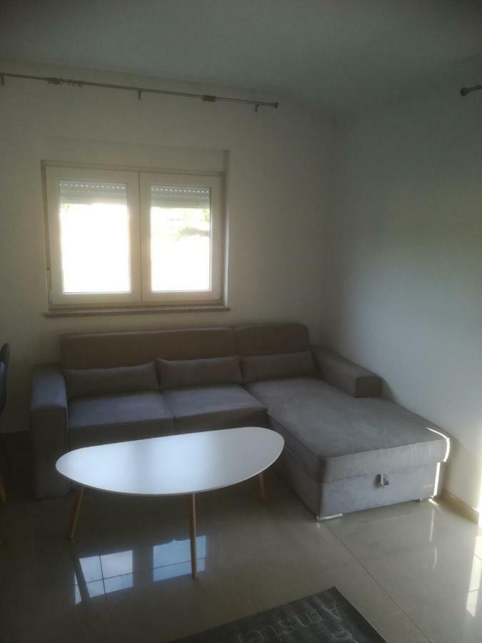 Apartman Ki Apartment Pula Ngoại thất bức ảnh